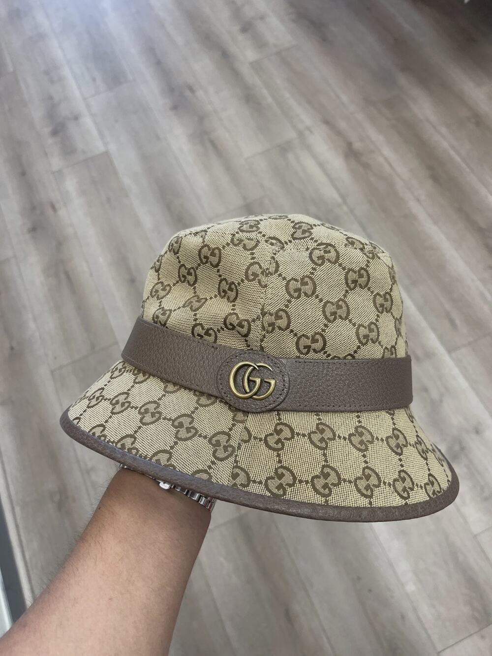 Gucci GG canvas bucket hat size Medium M SF